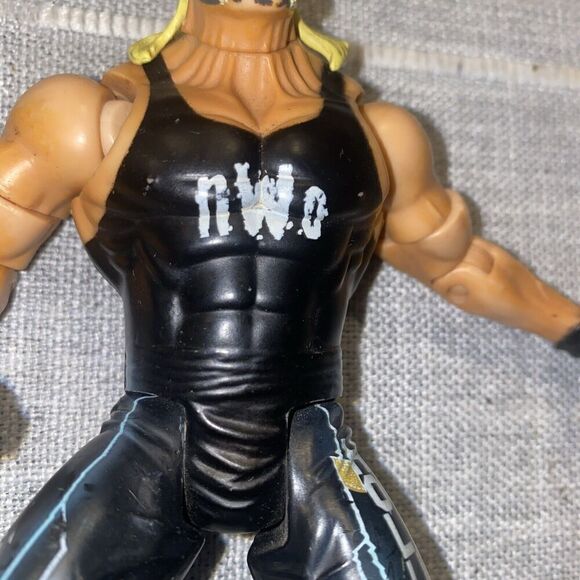 1999 Hollywood Hulk Hogan Smash N Slam Wrestlers Figure by ToyBiz - Picture 3 of 7